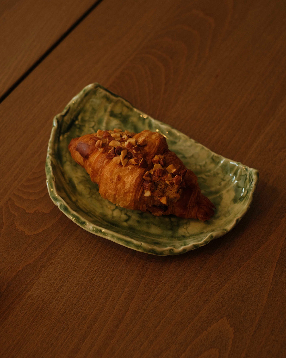 Shell Plate in Matcha – Kimu